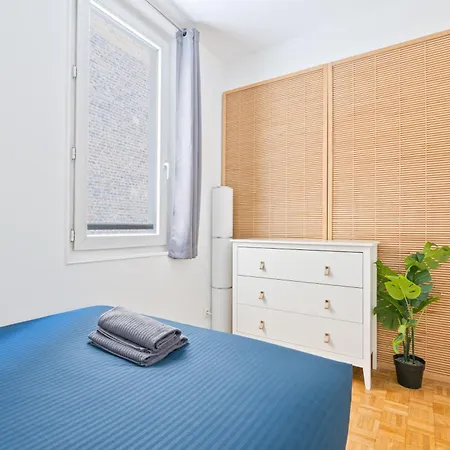 Place De La Concorde Luxurious 2br-6p Free Netflix * Parigi